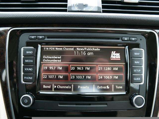 2015 Volkswagen Passat TDI SEL Premium 4dr Sedan 6A